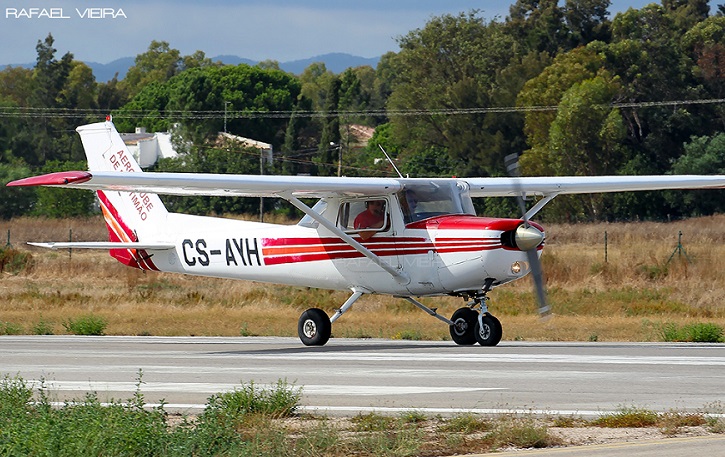 O Cessna pertencia ao Aero Clube de Portimão, no Algarve