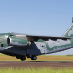 1-voo-KC-390