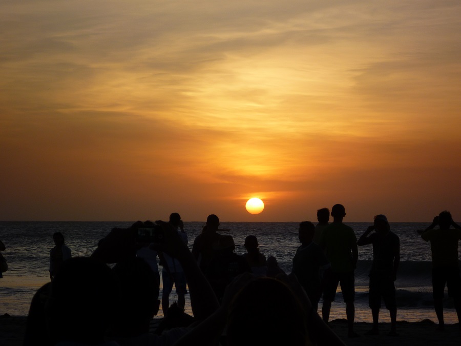 Pôr-do-sol na Praia de Jericoacoara, no Estado do Ceará.