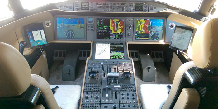 Bombardier-Global-7000---Cockpit
