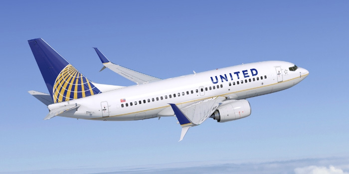 United-Boeing-737-700-New-Generation