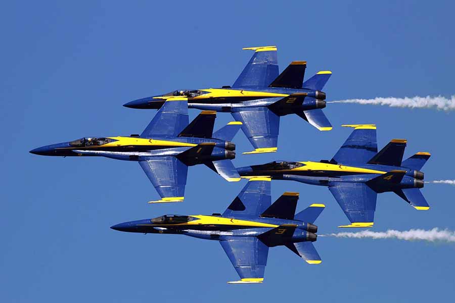 Blue Angels formation 900px