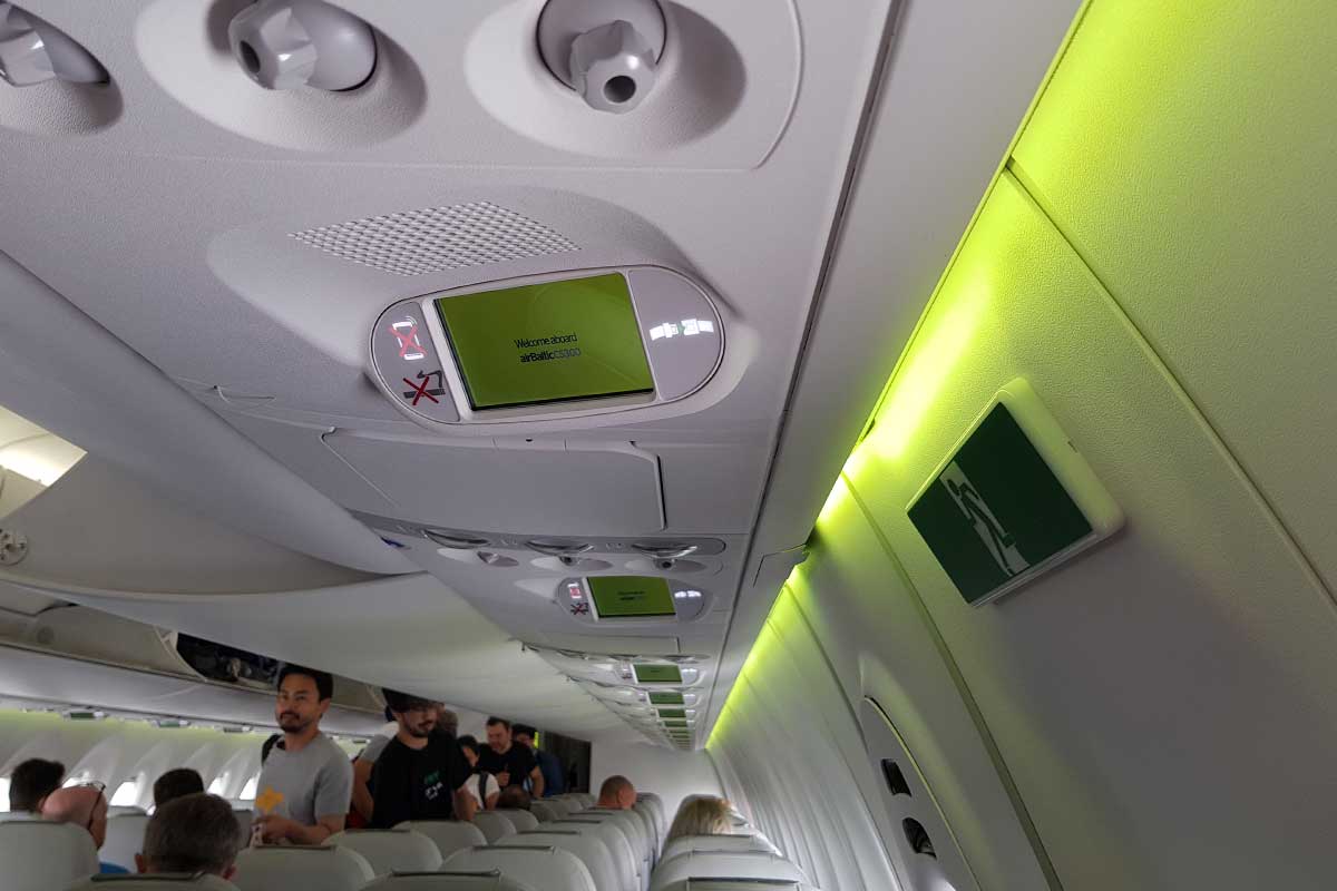AirBaltic A220 display