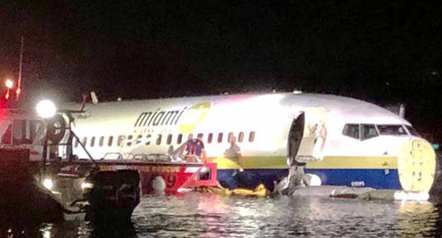 Air Miami B737_800 crash_01
