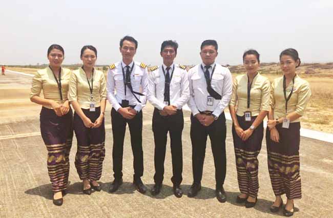 Myanmar National Airlines_crew 650px