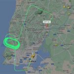 World2Fly aterragem emergência Lisboa FlightRadar